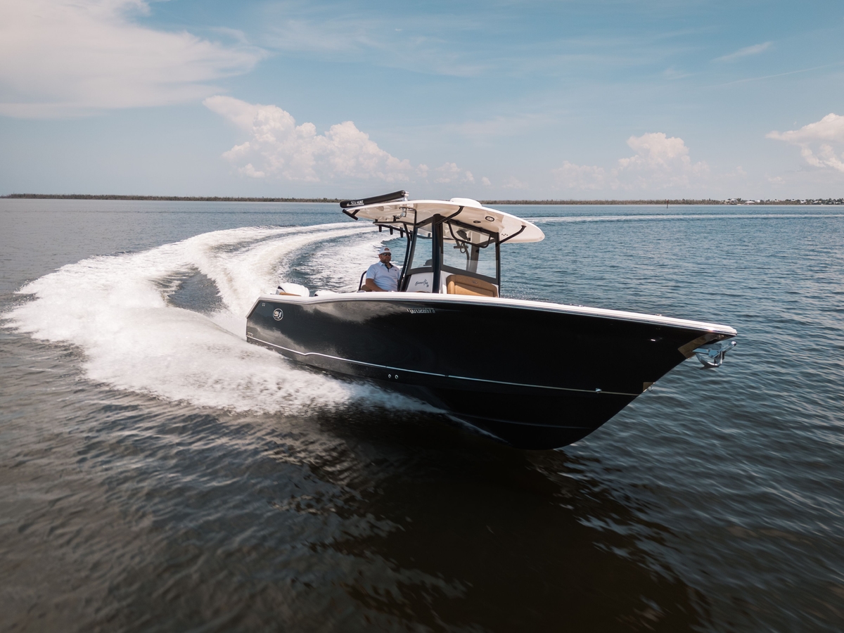 2022 Sea Hunt Gamefish 30 Coffin Box - Sold Boat