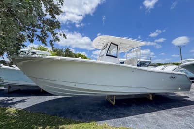 BOATZON | Sea Hunt Gamefish 30 Forward Seating 2026