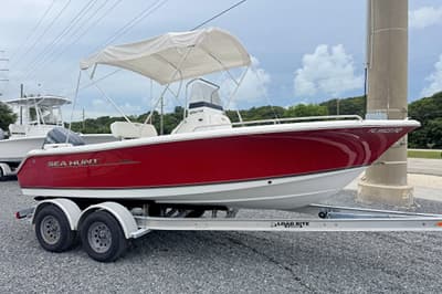 BOATZON | Sea Hunt Triton 188 2011