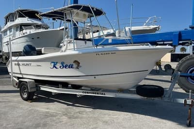 BOATZON | Sea Hunt Triton 207 2007