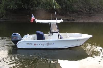 BOATZON | Sea Hunt Triton 210 2019
