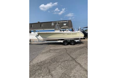 BOATZON | Sea Hunt Triton 220 2006