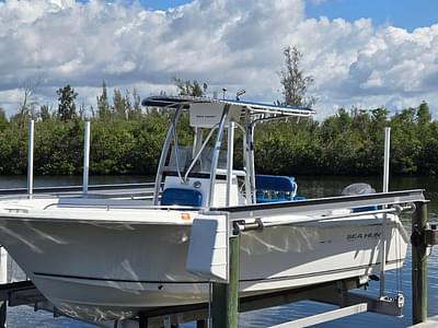 BOATZON | Sea Hunt Triton 220 2008 BOATZON | Sea Hunt Triton 220 2008