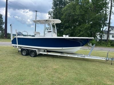 BOATZON | Sea Hunt Triton 225 2011