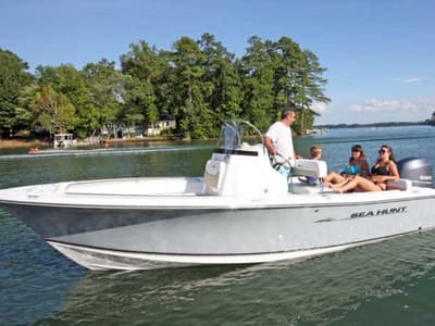 BOATZON | Sea Hunt Ultra 196 2017