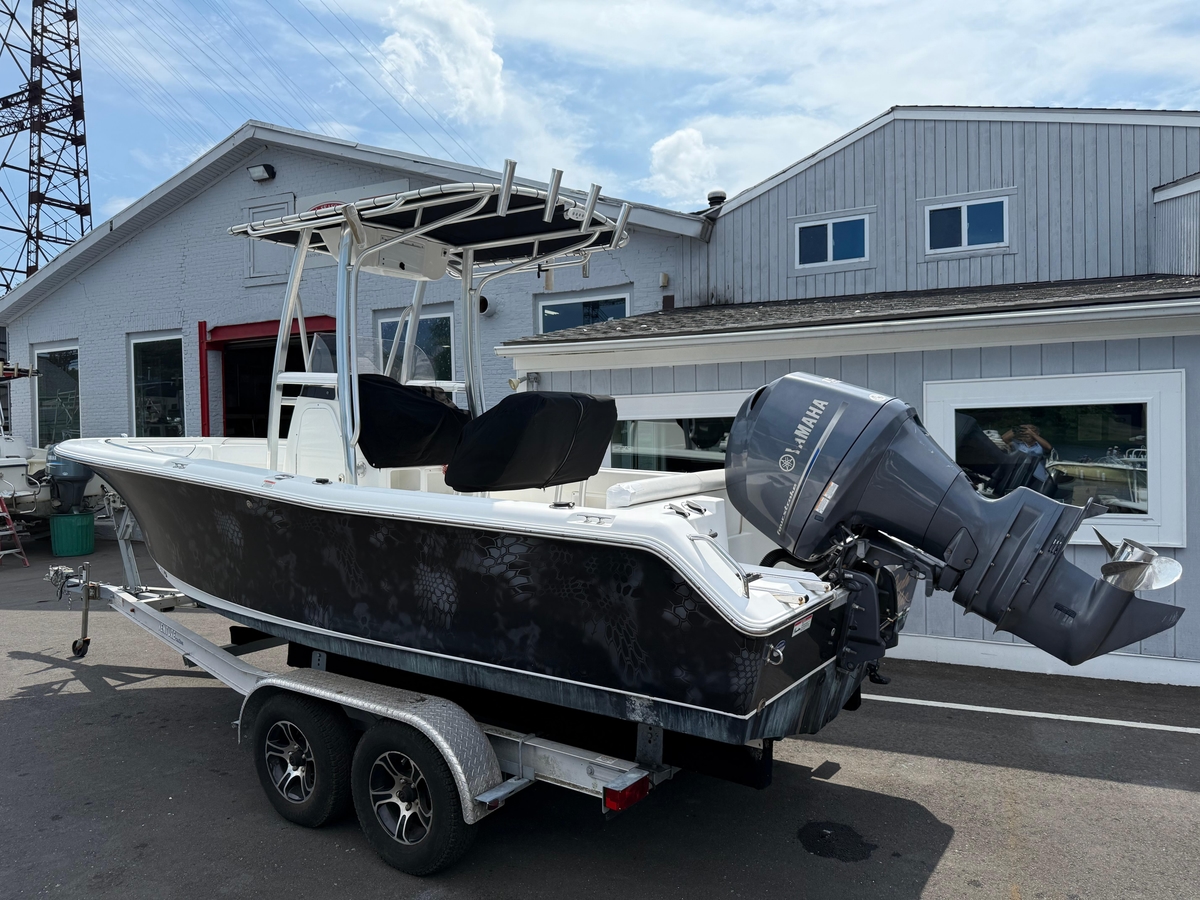 2014 Sea Hunt Ultra 211 - Sold Boat