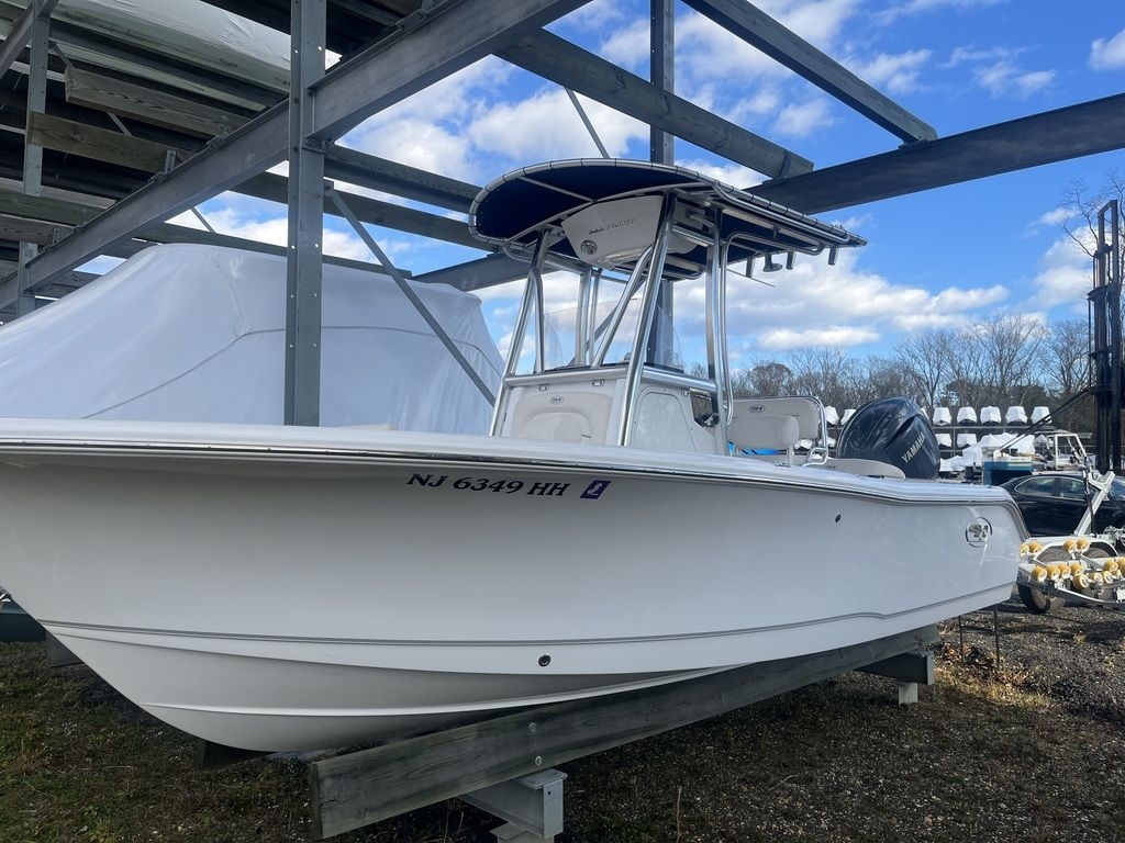 2024 Sea Hunt Ultra 219 - Sold Boat