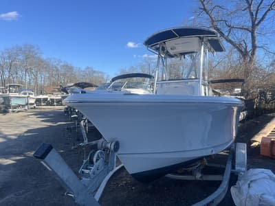 BOATZON | Sea Hunt Ultra 219 2024