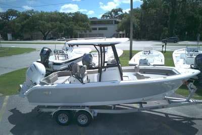 BOATZON | Sea Hunt Ultra 219 2026