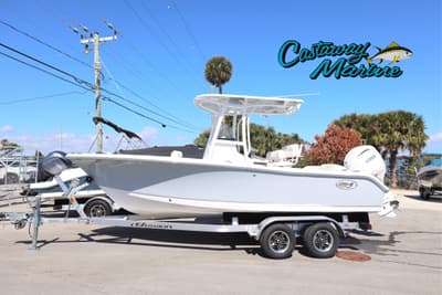 BOATZON | Sea Hunt Ultra 219 2026