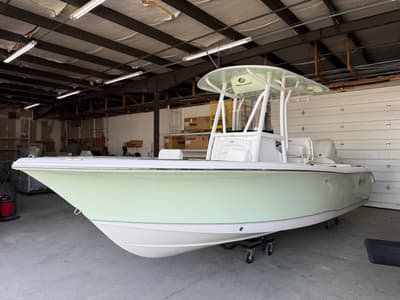 BOATZON | Sea Hunt Ultra 219 2026