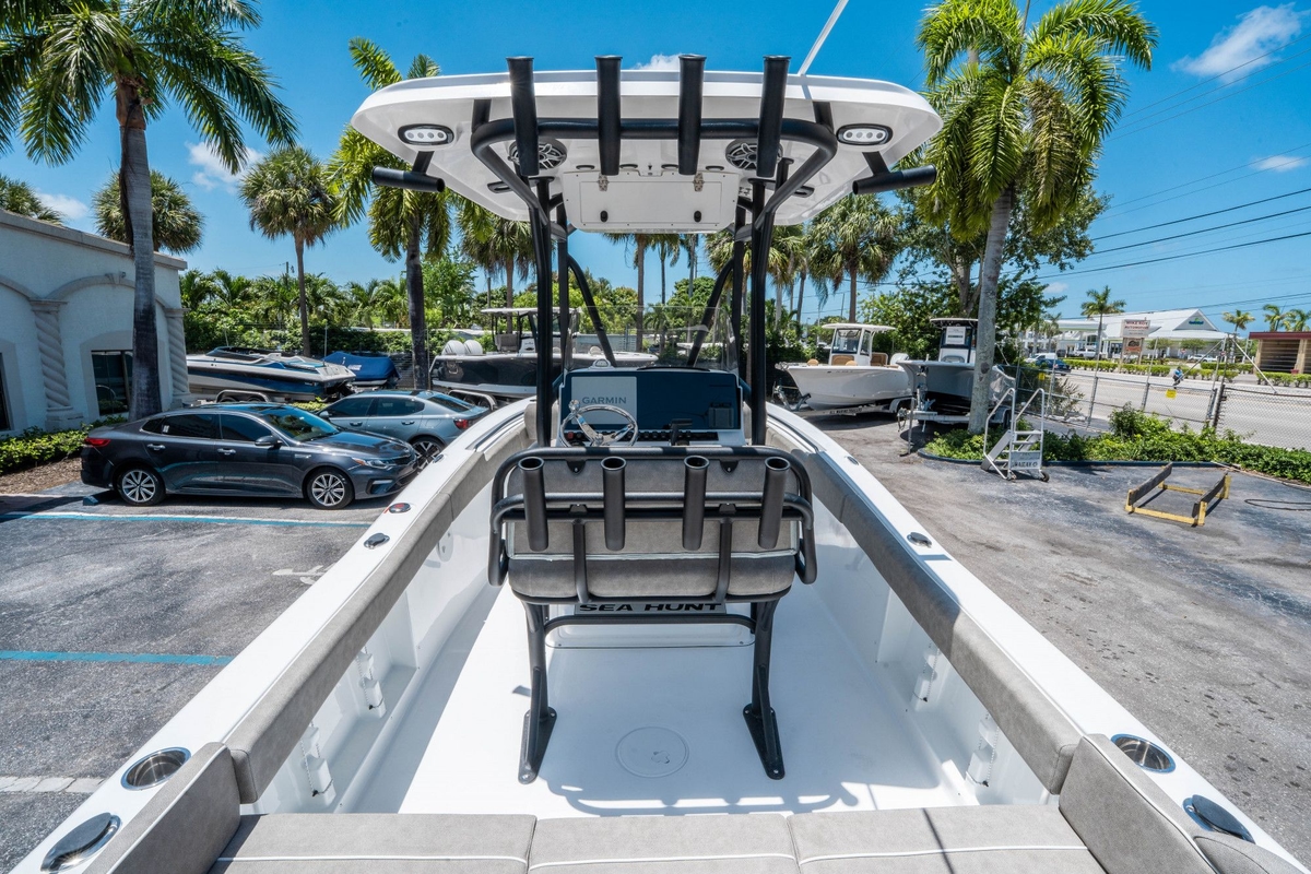 2026 Sea Hunt Ultra 219 - Sold Boat