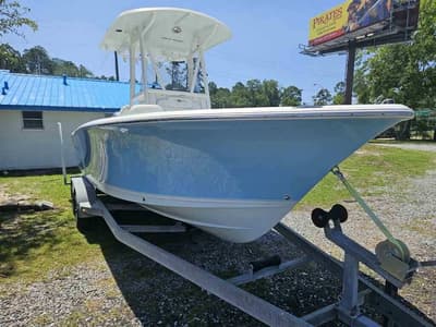 BOATZON | Sea Hunt ULTRA 225 2015
