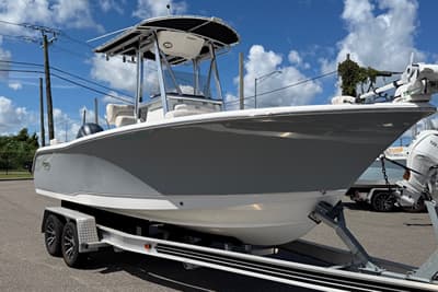 BOATZON | Sea Hunt Ultra 225 2020