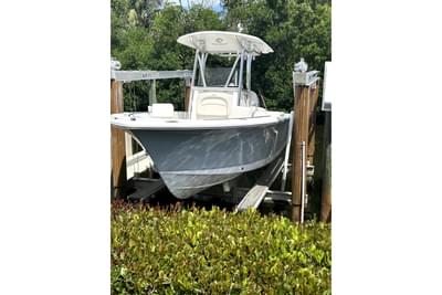 BOATZON | Sea Hunt Ultra 229 2024