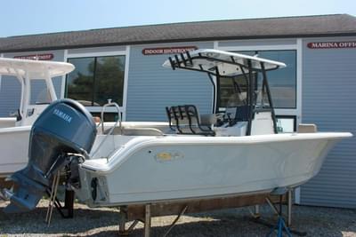 BOATZON | Sea Hunt Ultra 229 2026