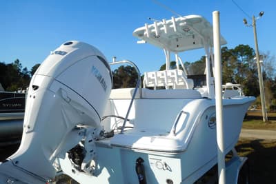 BOATZON | Sea Hunt Ultra 229 2026