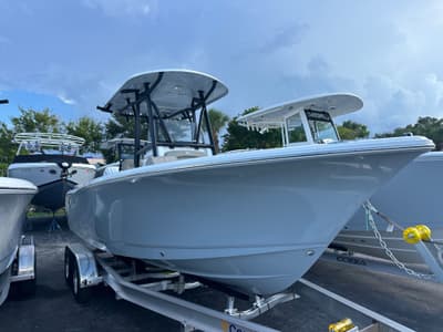 BOATZON | Sea Hunt Ultra 229 2026