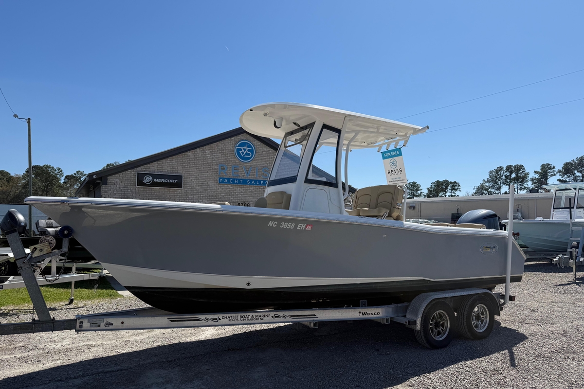 2018 Sea Hunt Ultra 235 SE - Sold Boat