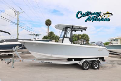 BOATZON | Sea Hunt Ultra 235 SE 2026