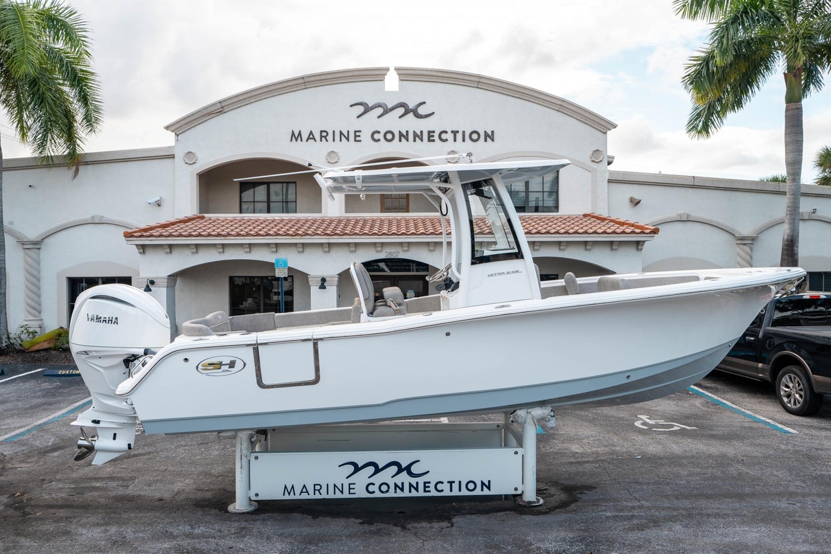 2025 Sea Hunt Ultra 245 SE - Sold Boat