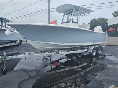 BOATZON | Sea Hunt ULTRA 245 SE 2027
