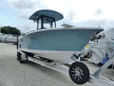 BOATZON | Sea Hunt Ultra 245SE 2026