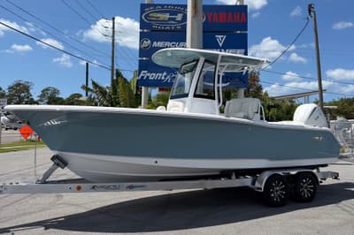 BOATZON | Sea Hunt Ultra 245SE 2027