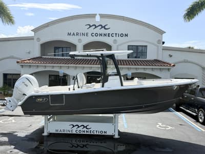 BOATZON | Sea Hunt Ultra 245SE 2027