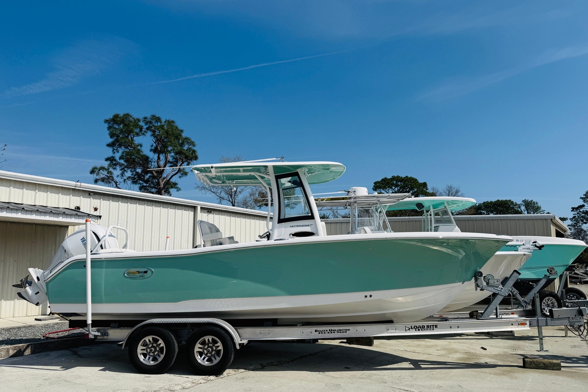 2023 Sea Hunt Ultra 255 SE - Sold Boat