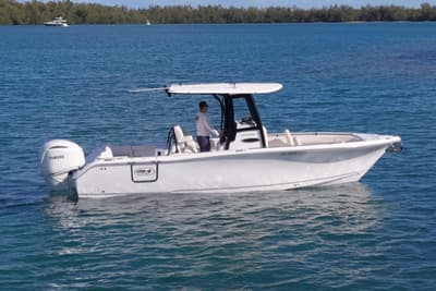 BOATZON | Sea Hunt Ultra 255 SE 2025