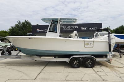 BOATZON | Sea Hunt Ultra 255 SE 2025