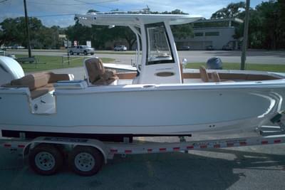 BOATZON | Sea Hunt Ultra 255 SE 2026