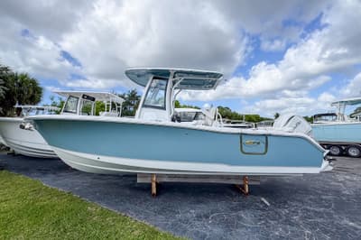 BOATZON | Sea Hunt Ultra 255 SE 2026