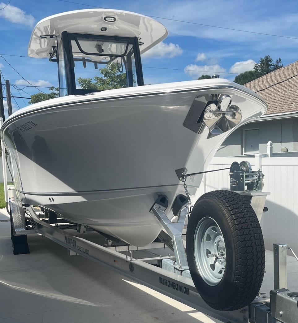 2023 Sea Hunt Ultra 265 SE - Sold Boat