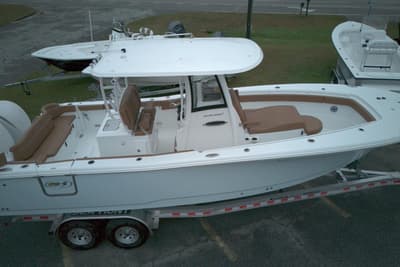 BOATZON | Sea Hunt Ultra 285CB 2026