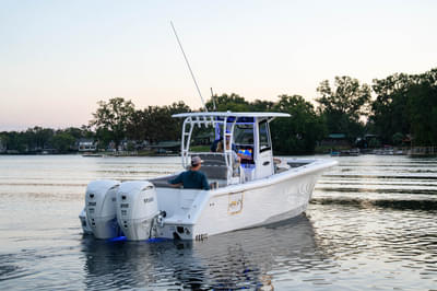 BOATZON | Sea Hunt ULTRA 305 CB 2026