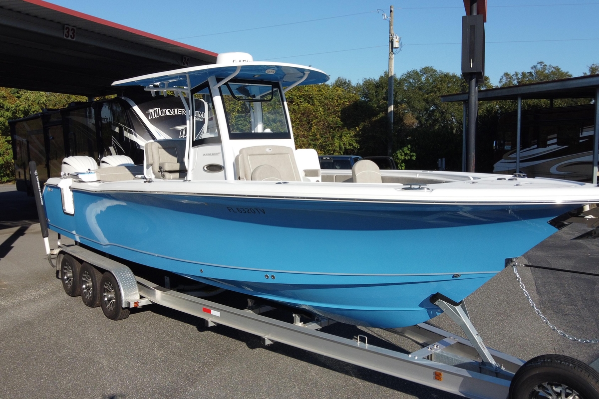 2024 Sea Hunt Ultra 305 SE - Sold Boat