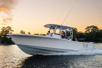 BOATZON | Sea Hunt Ultra 305SL 2027