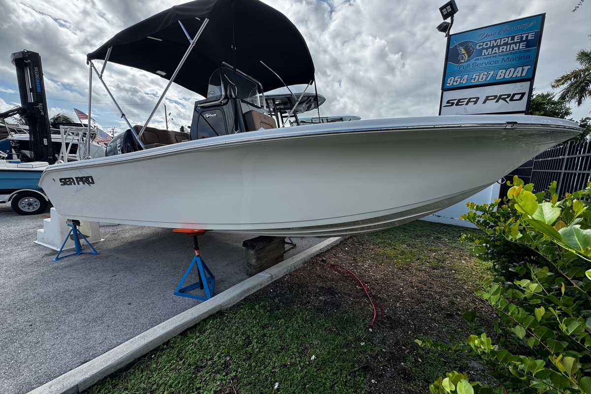 2025 Sea Pro 202 Center Console - Sold Boat