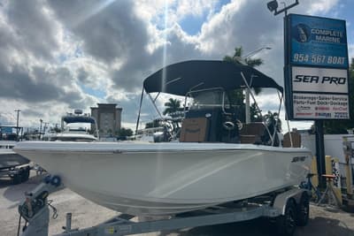 BOATZON | Sea Pro 202 Center Console 2025