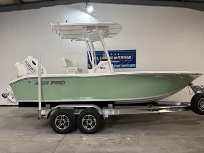 BOATZON | Sea Pro 202 Center Console 2026