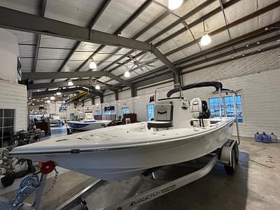 BOATZON | Sea Pro 210 Bay 2025