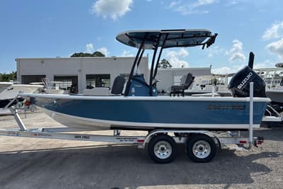 BOATZON | Sea Pro 210 Bay 2026