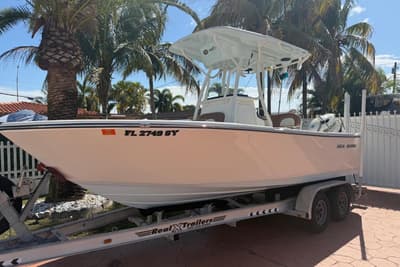 BOATZON | Sea Pro 210 Center Console 2020