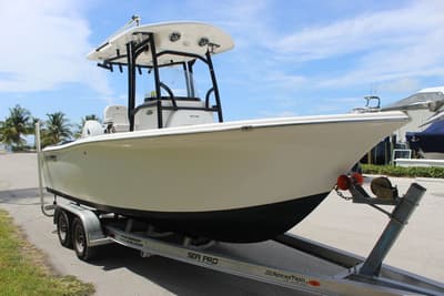 BOATZON | Sea Pro 219 Center Console 2021