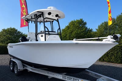 BOATZON | Sea Pro 219 Center Console 2022