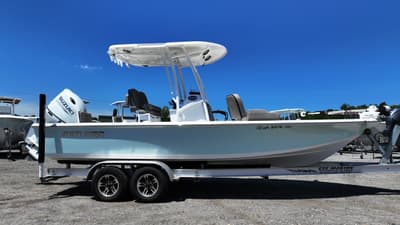 BOATZON | Sea Pro 228 Bay Boat 2022