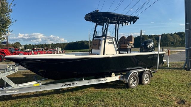 2025 Sea Pro 230 BAY SERIES W/200HP - Sold Boat