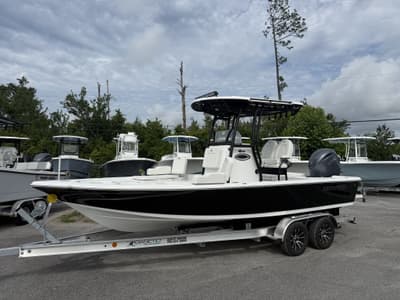 BOATZON | Sea Pro 230 Bay with YAMAHA 200 2026